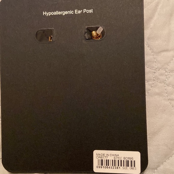 New with tags ladies semi precious stone drop earrings - Picture 3 of 3